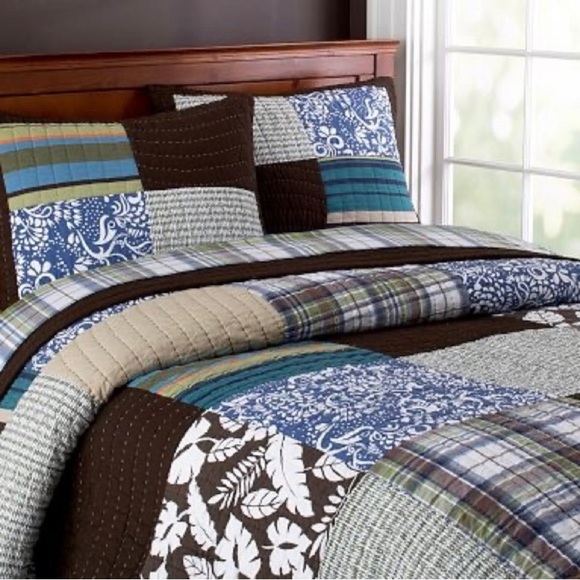 PB teen Oceanside patchwork quilted sham set of two standard 20” x 26” - Picture 4 of 9